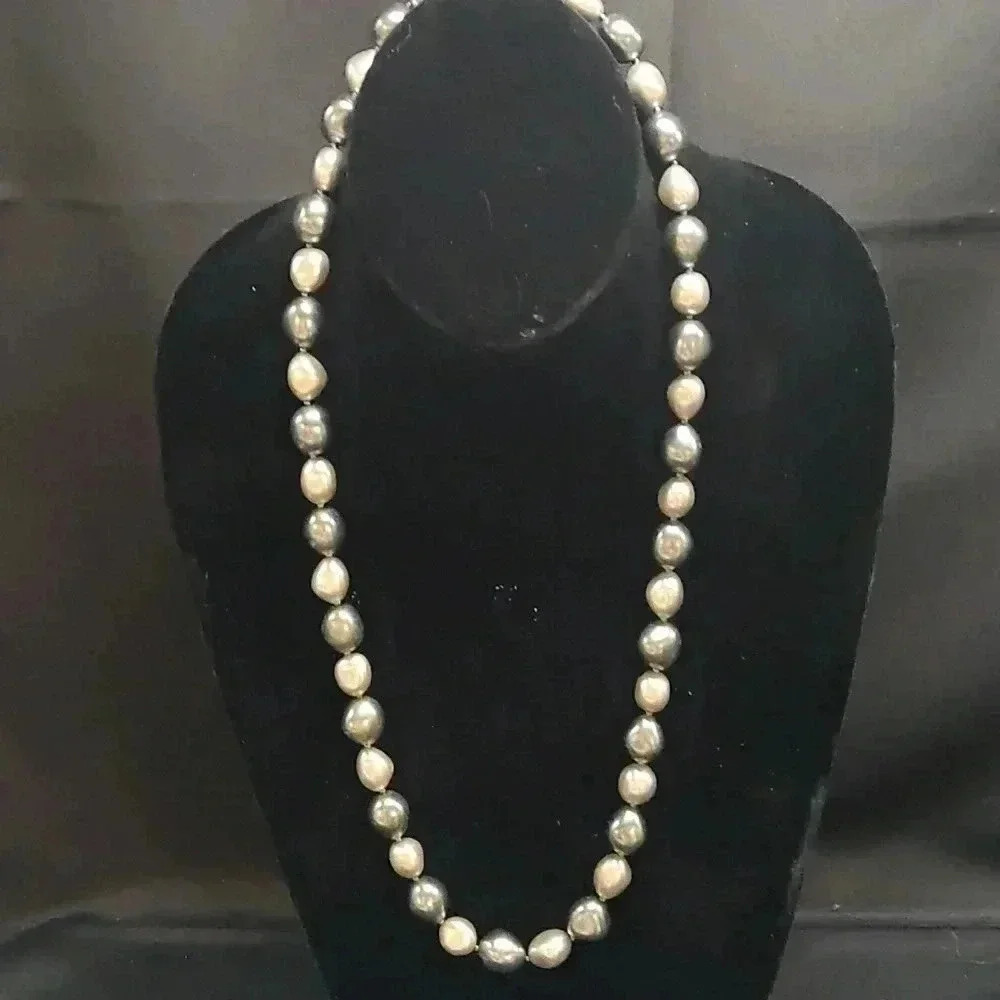 Trifari 20-in silver and blue gray imitation pearls